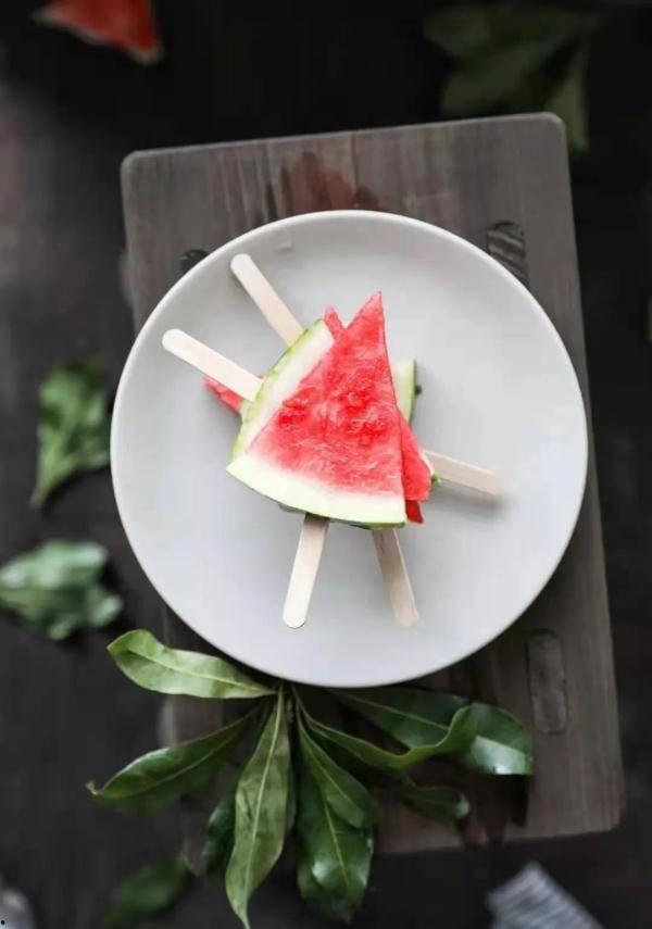 夏至吃瓜的诗句,诗意盎然的夏日食趣  第2张