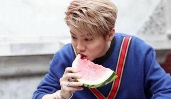 热心网友边吃瓜,网友热议背后的社会现象 第1张 热心网友边吃瓜,网友热议背后的社会现象 第1张