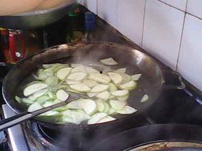 布瓜怎么烧了吃,解锁美味新食尚  第1张