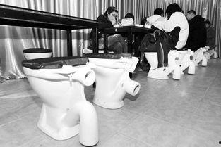 坐在马桶上吃瓜 第2张 坐在马桶上吃瓜 第2张