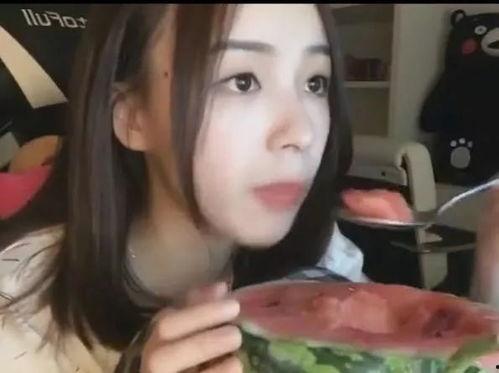 幸运女神直播吃瓜,幸运女神直播吃瓜，网友热议不断  第2张