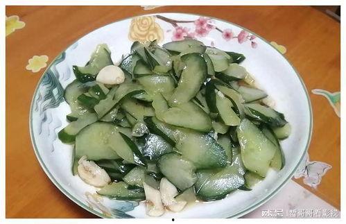 白色的瓜炒着吃,尽享田园风味