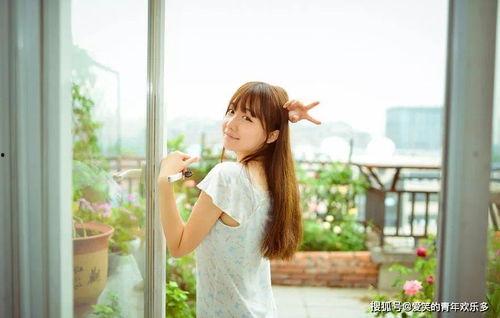 吃瓜少女瑶草酱,揭秘娱乐圈幕后故事